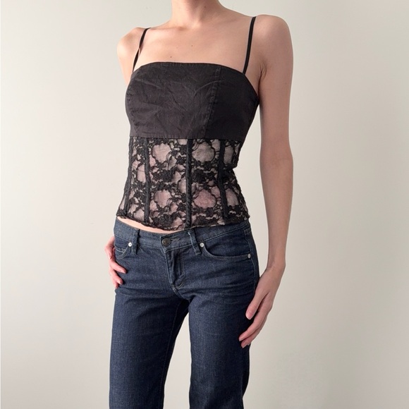 Rinascimento black and pink lace corset - Picture 2 of 7